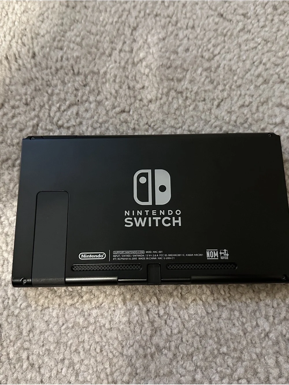 Nintendo Switch Console w/  Mobapad M6 HD joycons, pro controller and 2 games